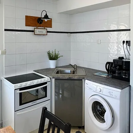 Avec Piscine Et Parking Prive 아파트