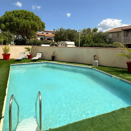 Apartament Avec Piscine Et Parking Prive *