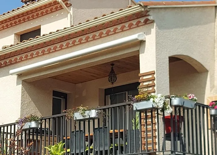 Apartment Avec Piscine Et Parking Prive